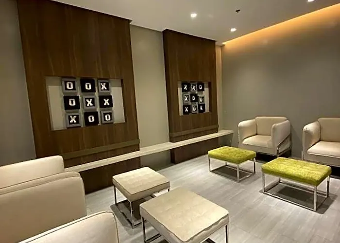 Uptown Parksuites 호텔 4*